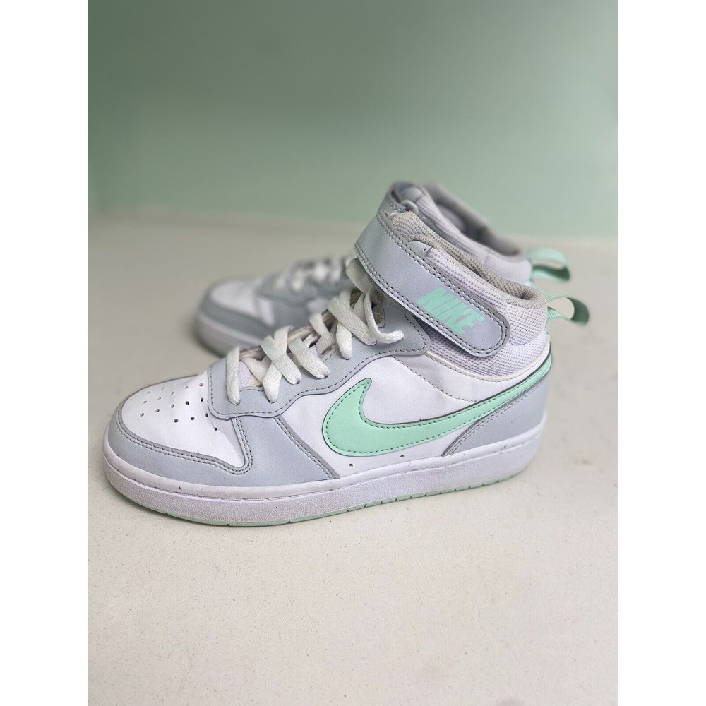 Nike Size 4.5Y Court Borough Mid 2 'Pure Platinum Mint Foam' CD7782-011 Sneakers - Picture 4 of 8